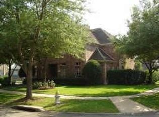 10 Calleston Ct, Sugar Land, TX 77479