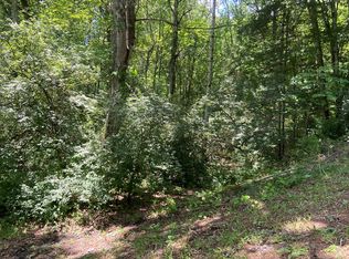 Greenwood Rd, Bluefield, WV 24701