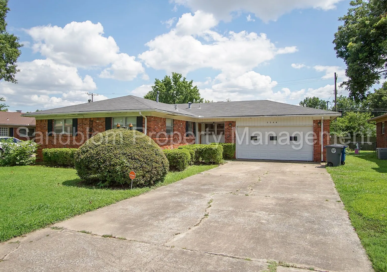 For Lease | Mid-town Tulsa | Available Now! — Photo 1