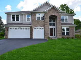 1711 Driving Park Rd, Wheaton, IL 60187