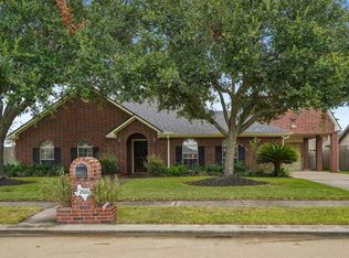 2526 Purple Horse Dr, League City, TX 77573