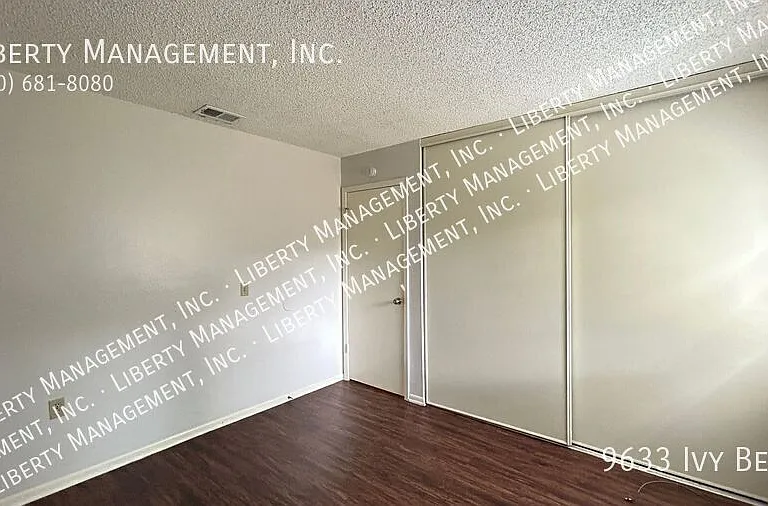 9633 Ivy Bnd — Photo 18