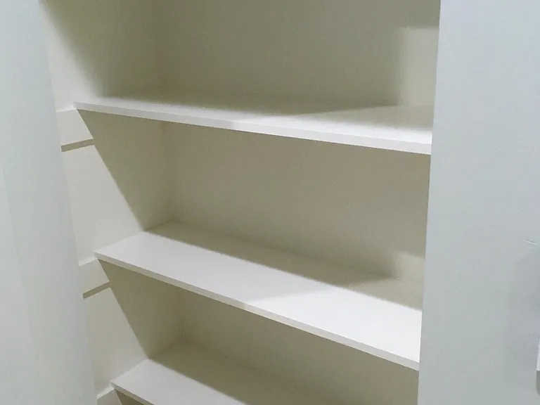 648 N Serrano Ave #1/2 — Photo 18
