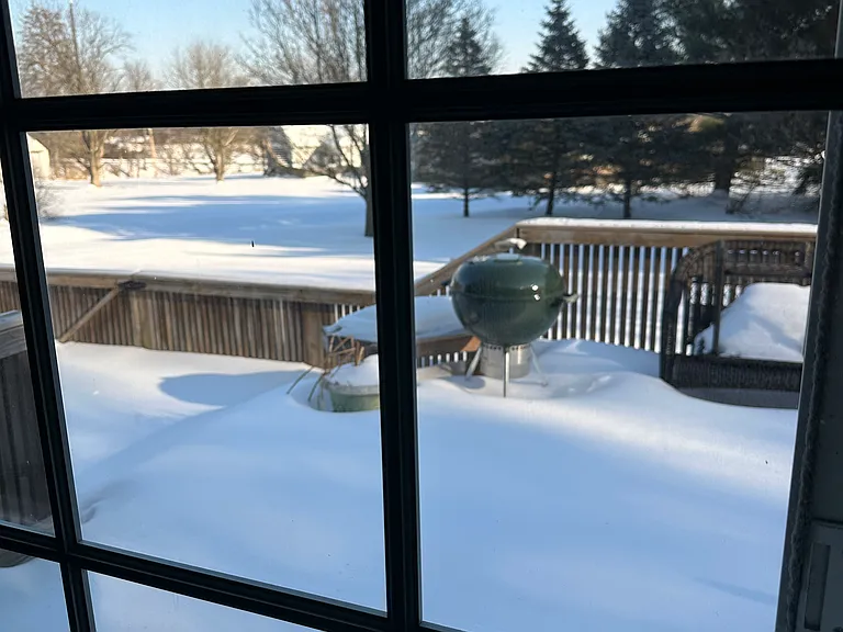 Faye Dr — Photo 12