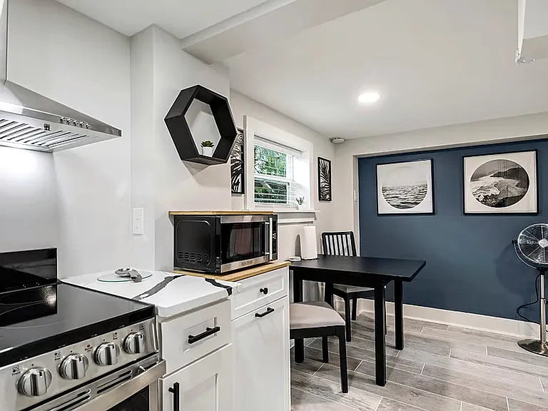 3631 Boone Park Ave — Photo 4