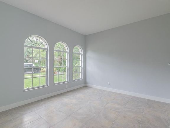 5th image of 4996 Eagle Cove North Dr