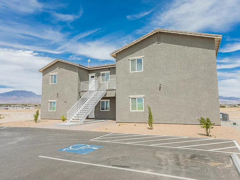 1741 S Dandelion St #2 — Photo 33