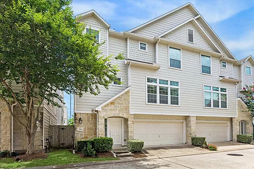3328 Masters Point Dr Photo 1
