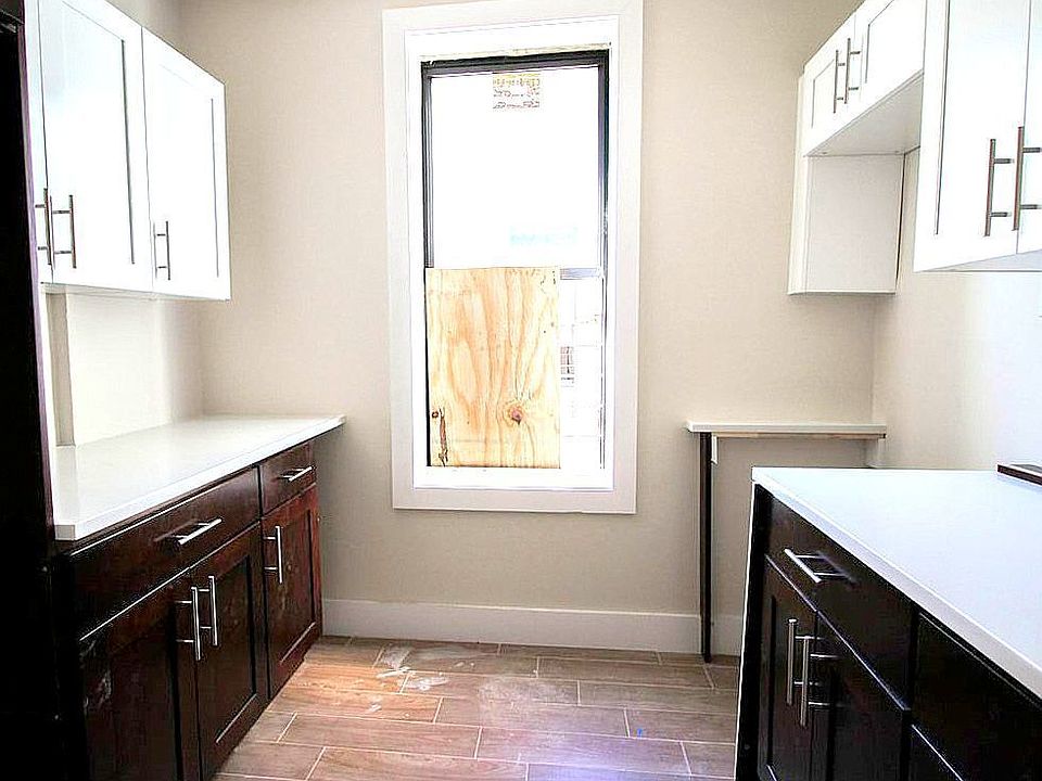 1st image of 668 Hancock St #2L