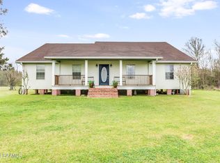 17012 Pelican Rd, Erath, LA 70533