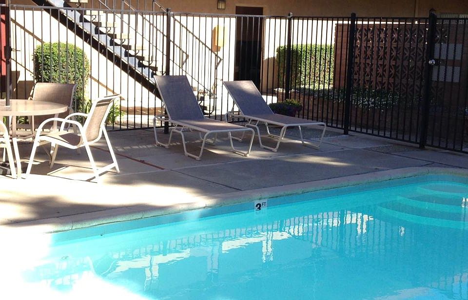 1st image of 260 Mariposa Ave APT 20