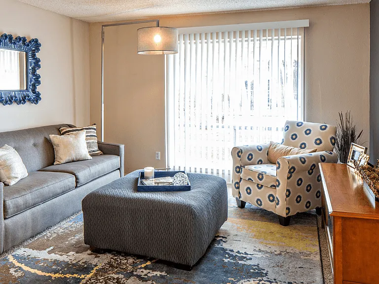 Candlewood 1x1 Apartment Home