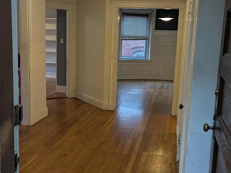 187 Winthrop Rd #3 — Photo 8