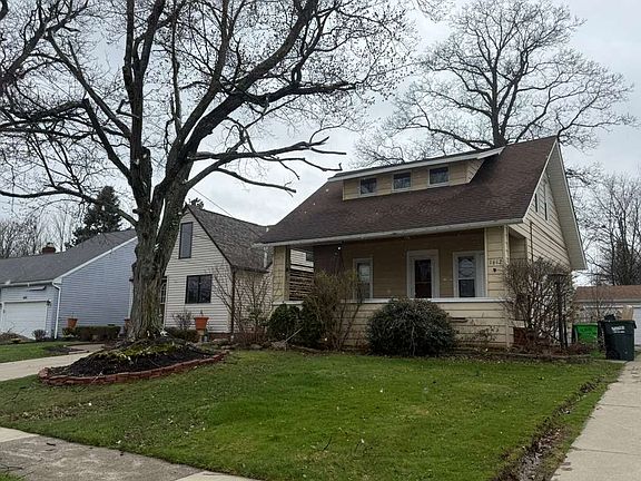 2nd image of 1612 Parker Dr