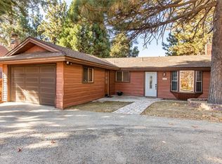 31077 Mountain Oak Dr, Running Springs, CA 92382