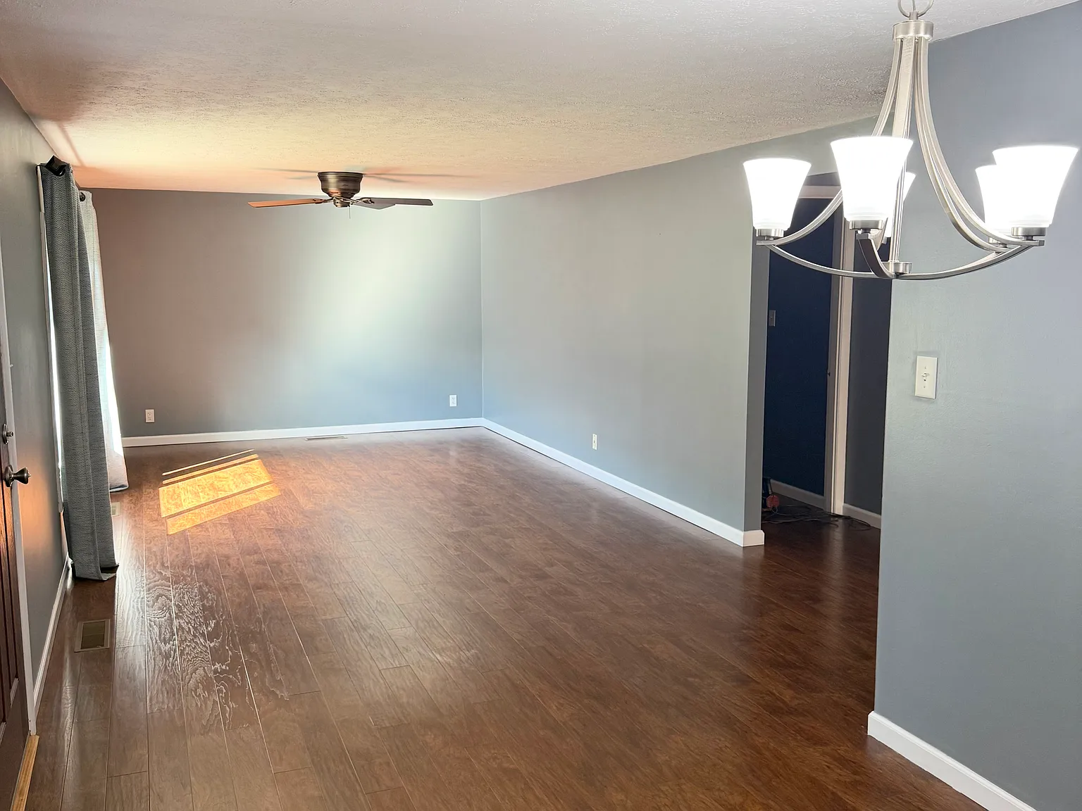 3 bed, 1146 sqft, $2,195 — Photo 4