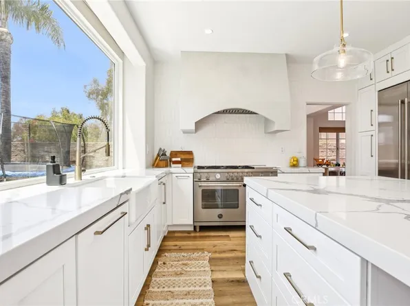 21391 Birdhollow Dr, Trabuco Canyon, CA 92679