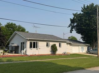 204 N Sheppard St, Ionia, IA 50645