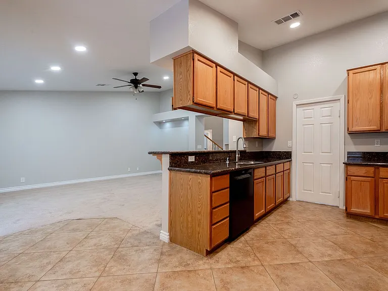 10024 Sail Landing Ct — Photo 23