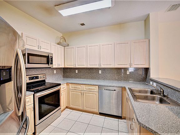 5th image of 8826 W Flagler St APT 219