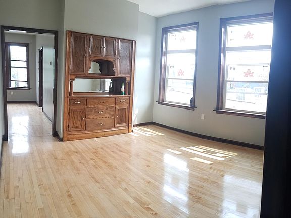 4th image of 2446 S Kedzie Ave