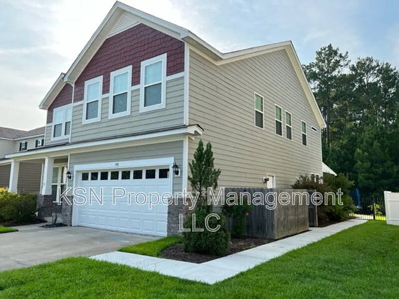 4 bed, 2.5 bath, 2962 sqft, $2,845 — Photo 2