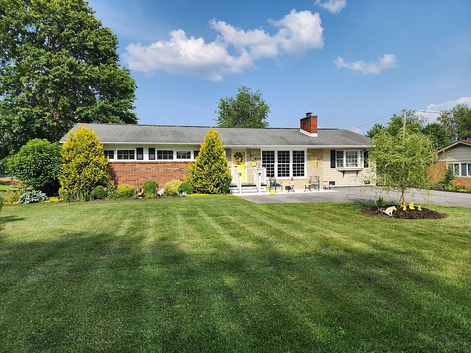 1st image of 266 Morningside Ln NE