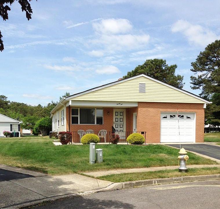 1st image of 25 Augusta Ct