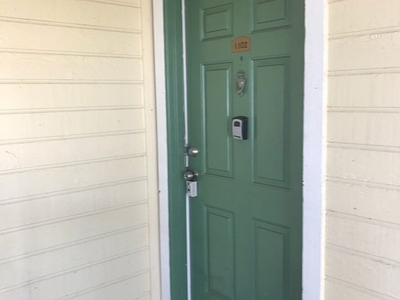 3rd image of 12601 Equestrian Cir APT 1102