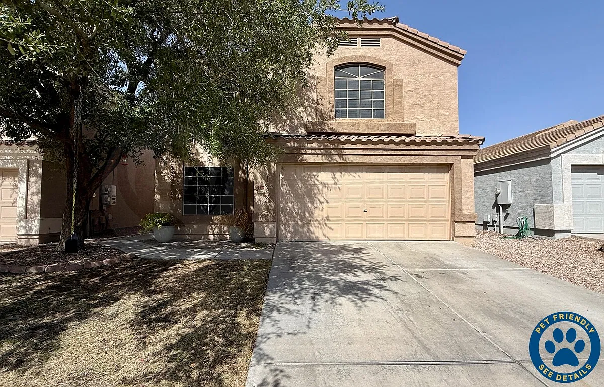 4 bed, 2.5 bath, 2154 sqft, $2,200 — Photo 1