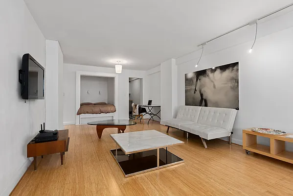 Rented by Douglas Elliman | media 7