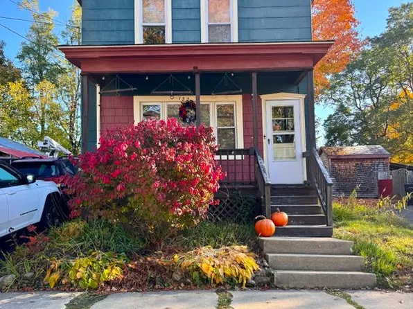 122 S 1st St, Northville, NY 12134