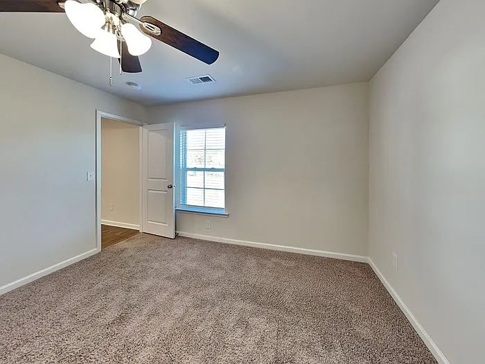 1603 Commendable Ct — Photo 9