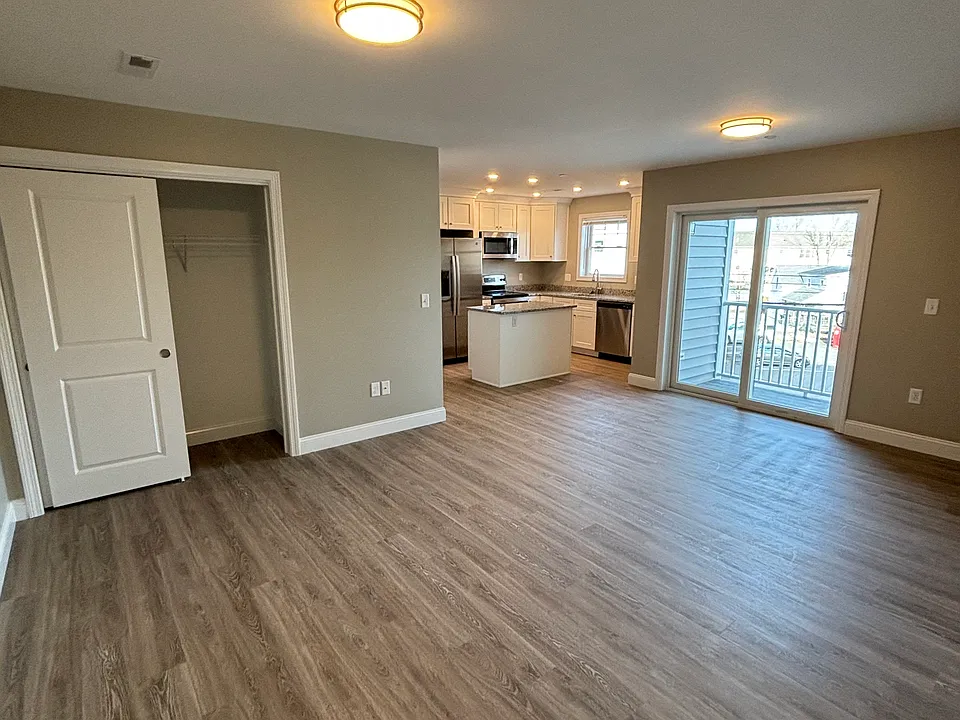 Living Room /Kitchen