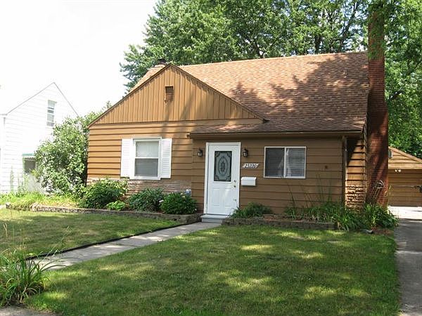 1st image of 23220 Seneca Ave