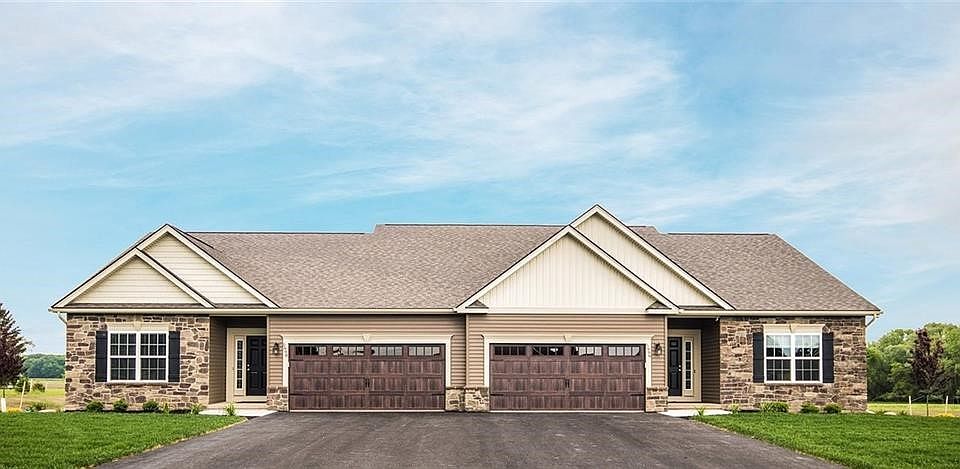 1st image of 5880 Monarch Dr