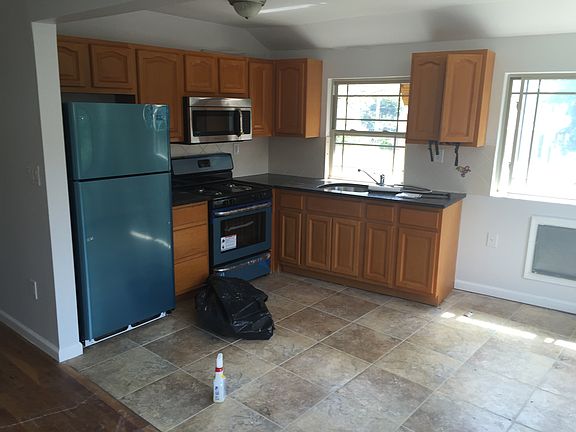 5th image of 135-51 223rd St