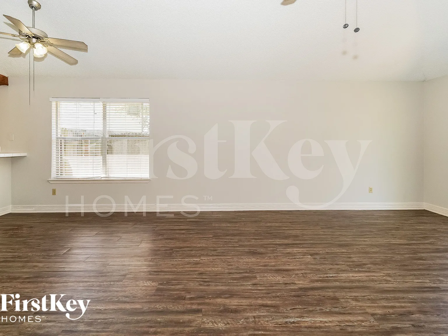 3 bed, 2.0 bath, 1412 sqft, $1,875 — Photo 2