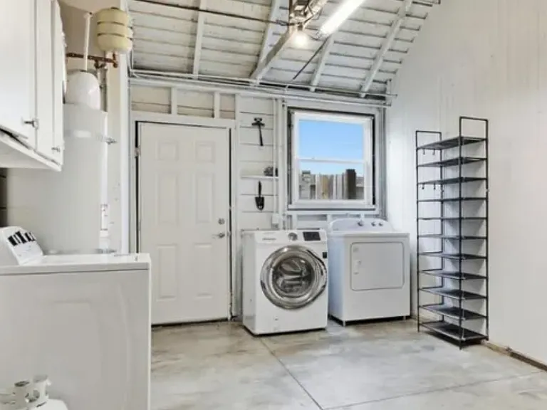 728 Laurel Ave #728 — Photo 11