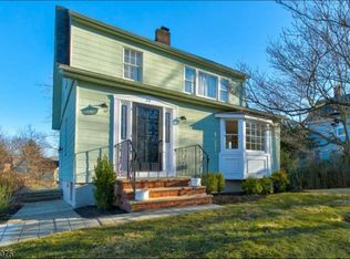 28 Ridgedale Ave, Florham Park, NJ 07932