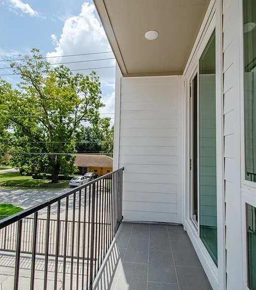 4507 Whitney Park Way — Photo 8