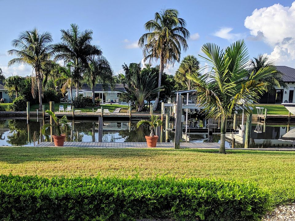 VIEW OF DOCK AND LIFT FROM THE BACK PATIO