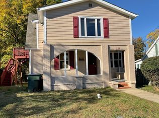 211 Broad St, Carrboro, NC 27510