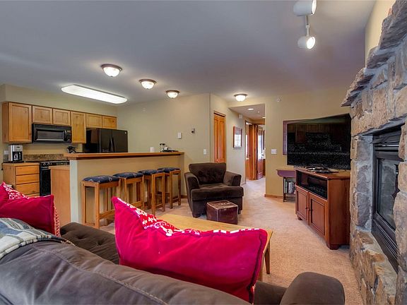 4th image of 43 Snowflake Drive UNIT 23