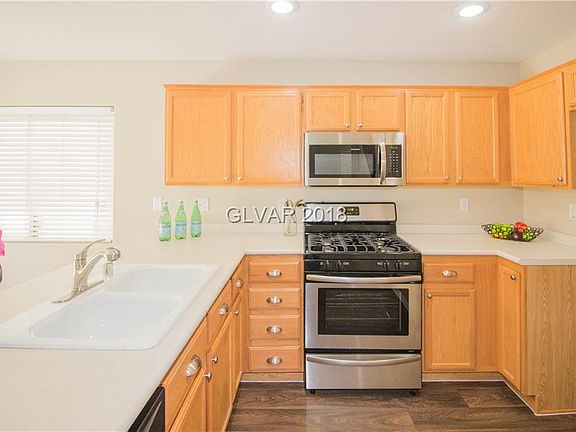 4th image of 8141 Finch Feather St