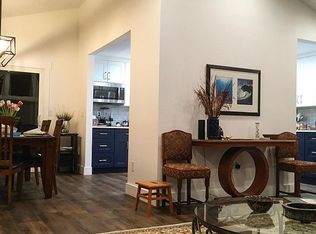 17005 NE 101st Pl, Redmond, WA 98052