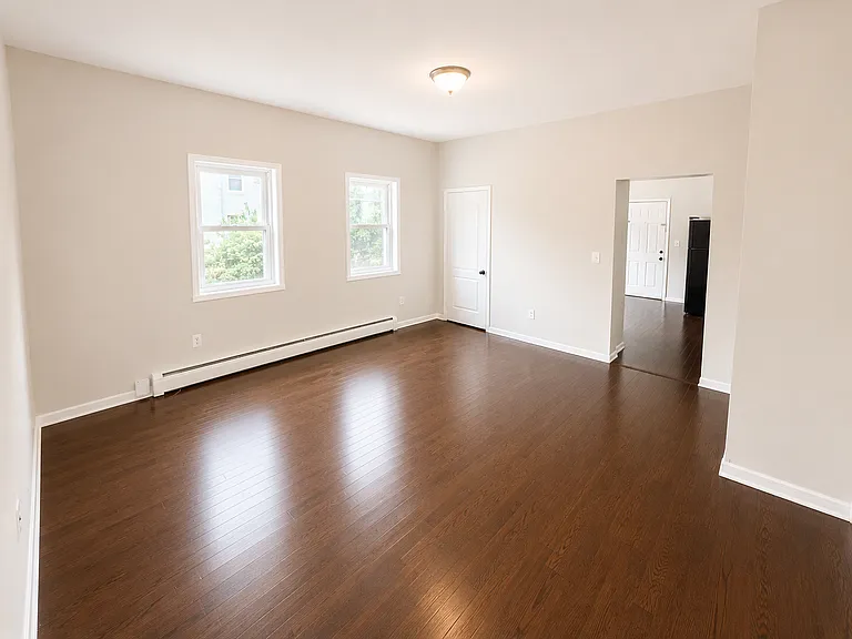 378 S 12th St #1 — Photo 9