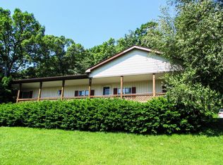 1378 Springville Rd, East Earl, PA 17519