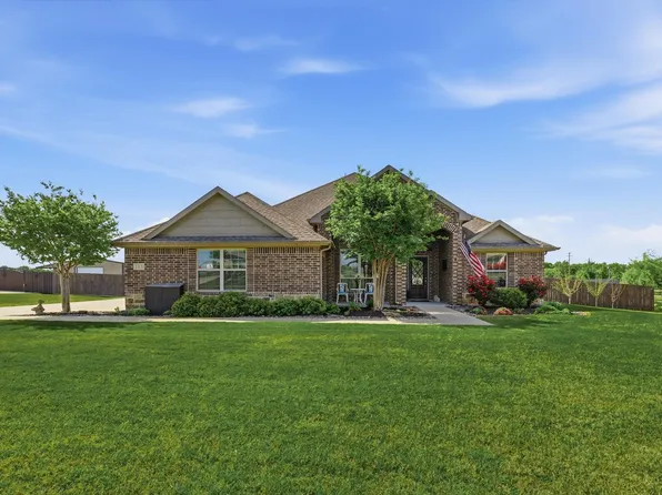 113 Heather Ln, Decatur, TX 76234