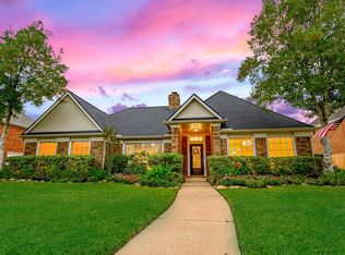 3907 Saint Michaels Ct, Sugar Land, TX 77479